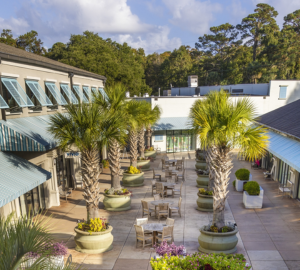 The Shops at Sea Pines Center. Buildings surrounding a courtyard
