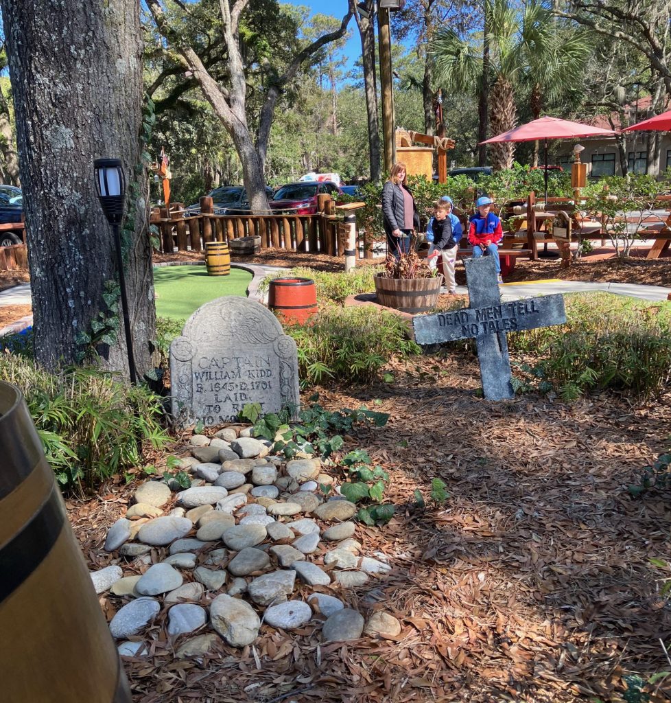 Take a Swing at the Best Miniature Golf Courses on Hilton Head Island